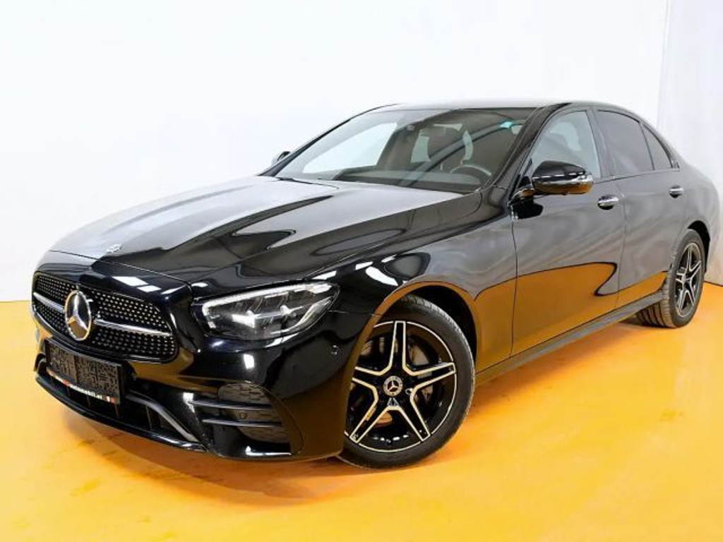 Mercedes-Benz E-Klasse E 300 AMG Line E 300 de Sedan