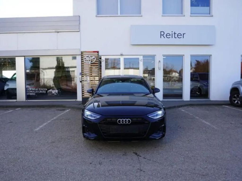 Audi A4 Sedan S-Tronic 40 TDI