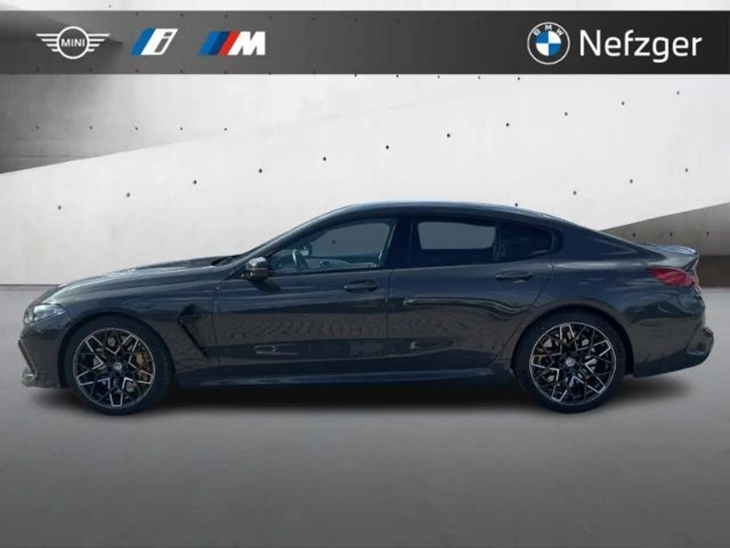 BMW M8