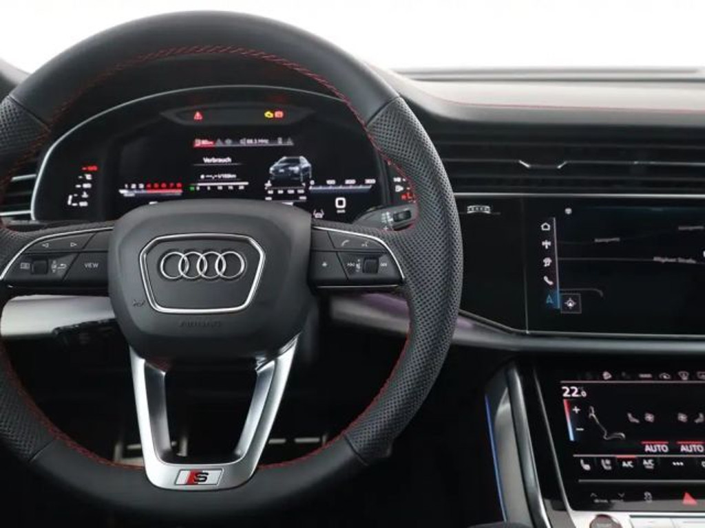 Audi SQ8