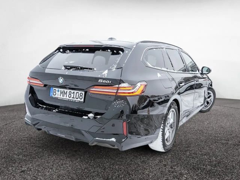 BMW 5 Serie 520 M-Sport Touring 520i