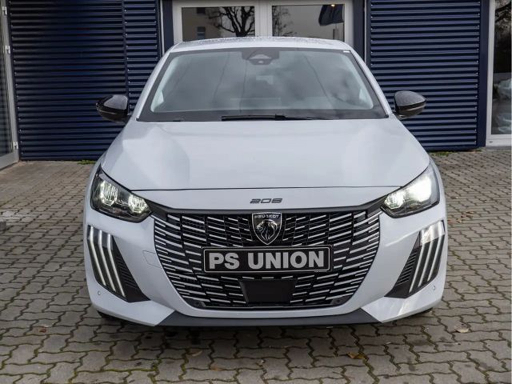 Peugeot e-208
