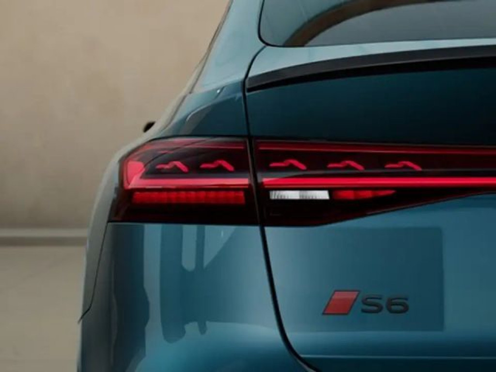 Audi S6 e-tron
