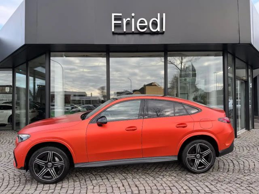 Mercedes-Benz GLC-Klasse GLC 300 4MATIC AMG Line Coupé