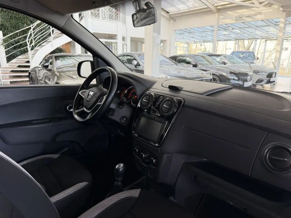 Dacia Lodgy