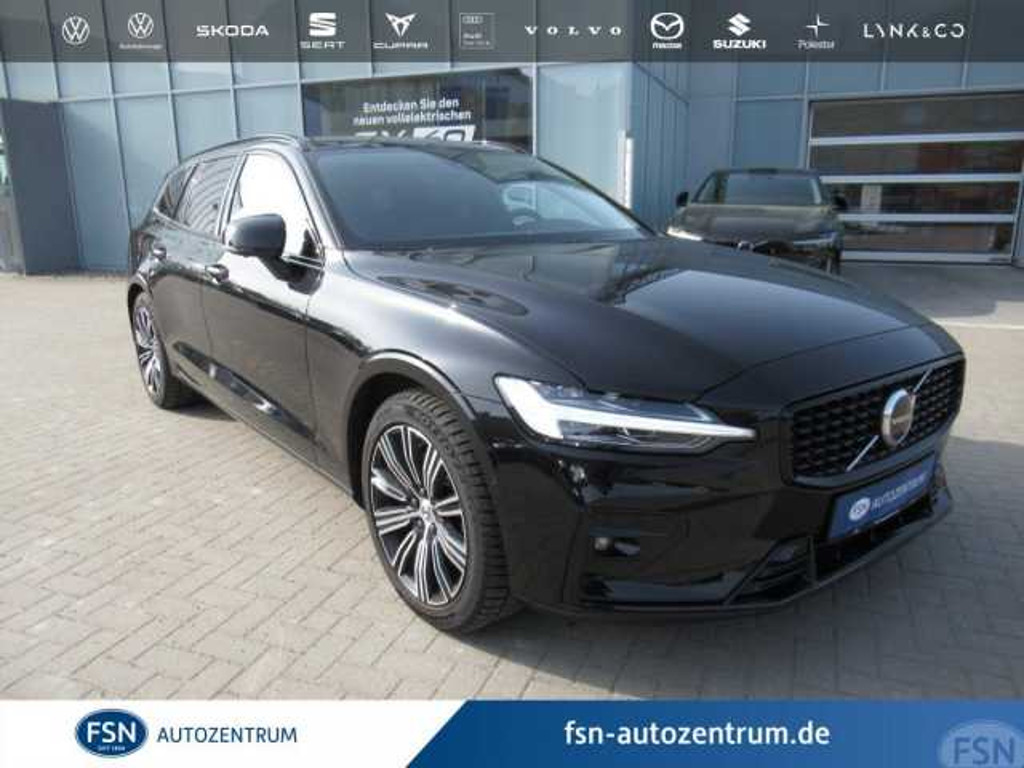 Volvo V60 Plus Dark