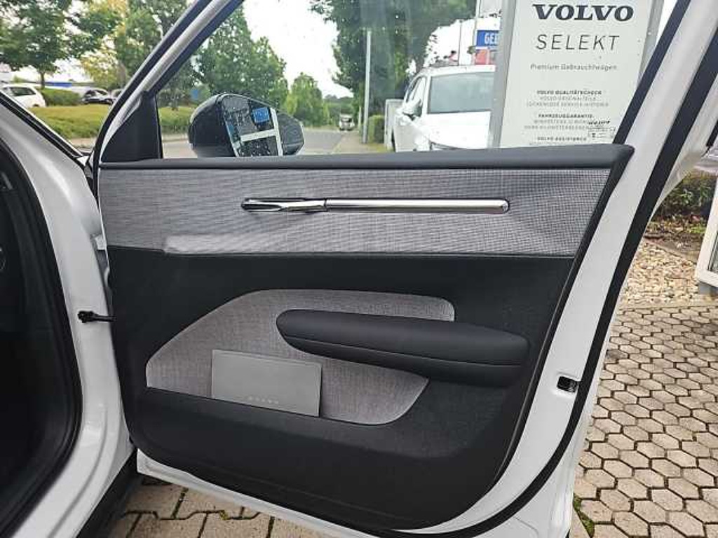 Volvo EX30