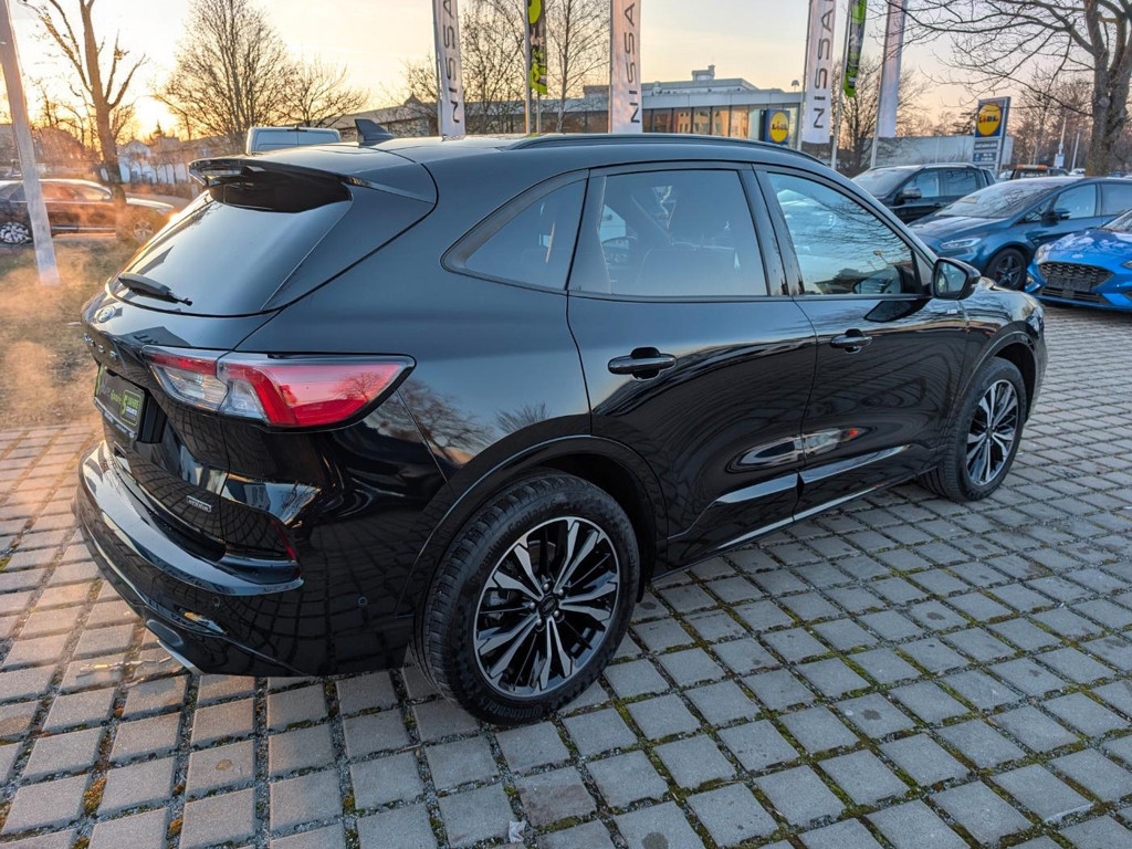 Ford Kuga ST Line Plug in Hybrid X