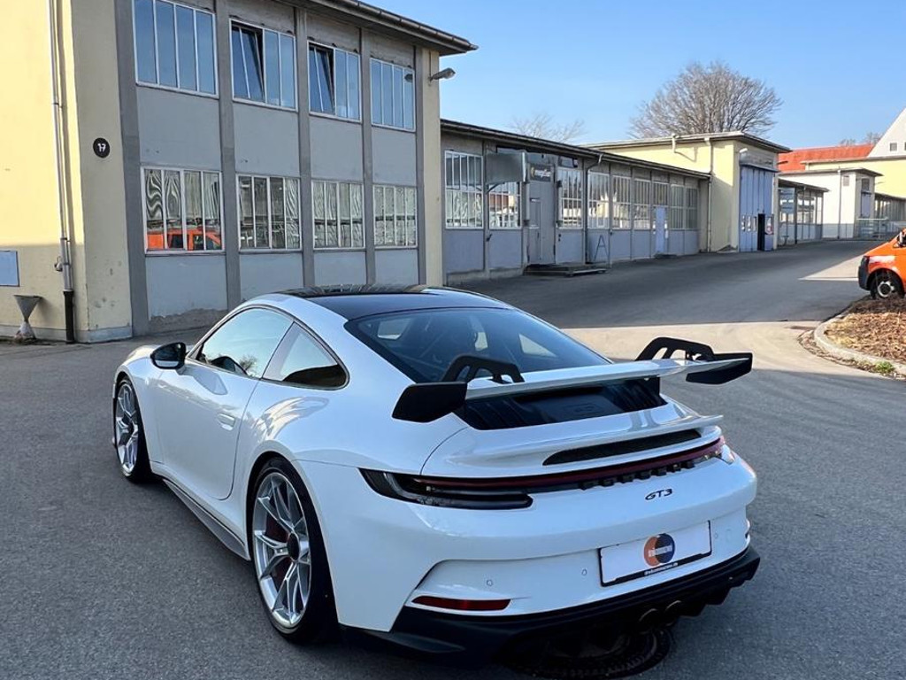 Porsche 992