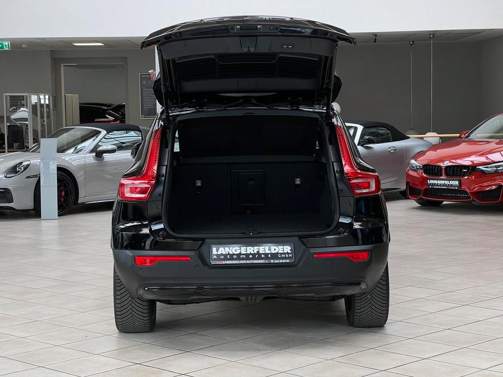 Volvo EX40