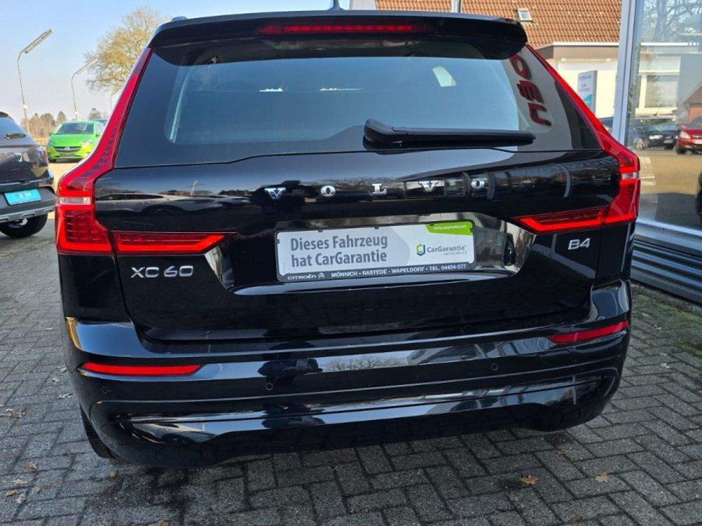 Volvo XC60 XC 60  B4 Autom. Navi AHK SHZ Kamera LED Driver