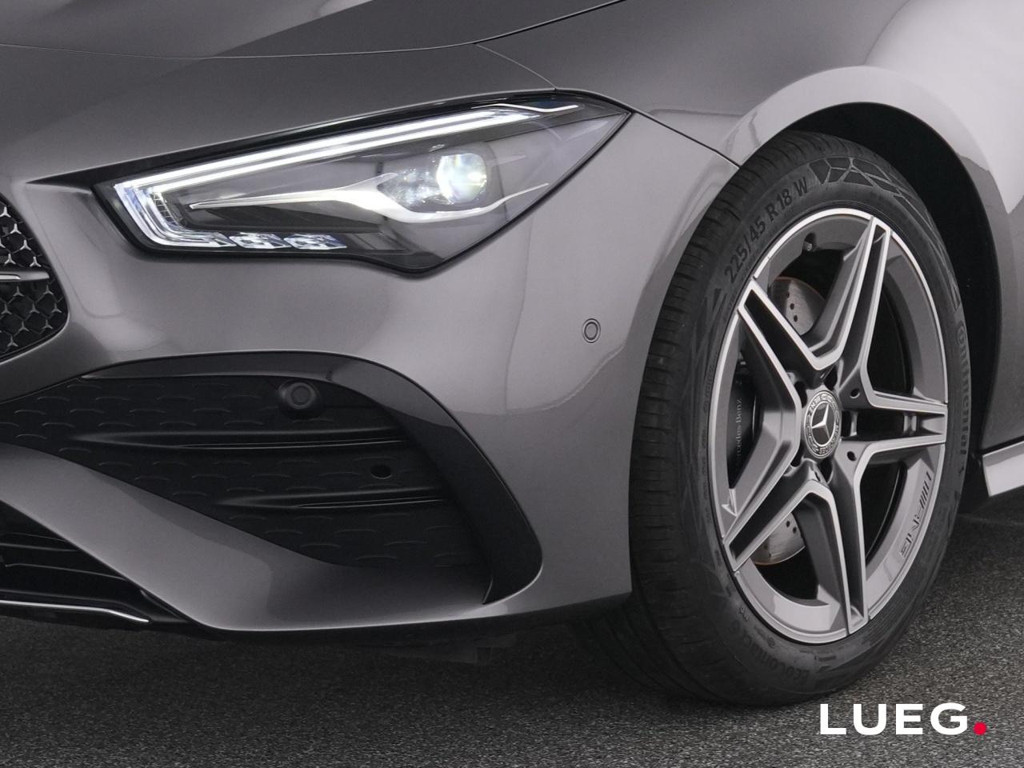 Mercedes-Benz CLA-Klasse CLA 200 AMG Line