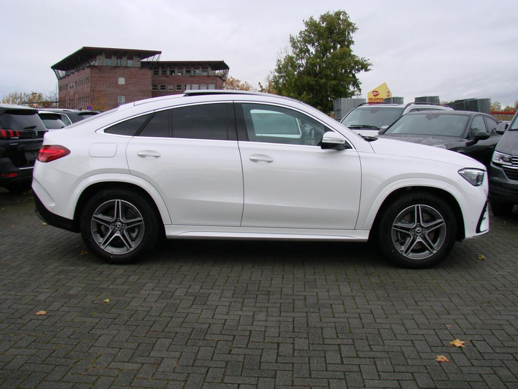 Mercedes-Benz GLE-Klasse GLE 300 4MATIC AMG Line Coupé GLE 300 d