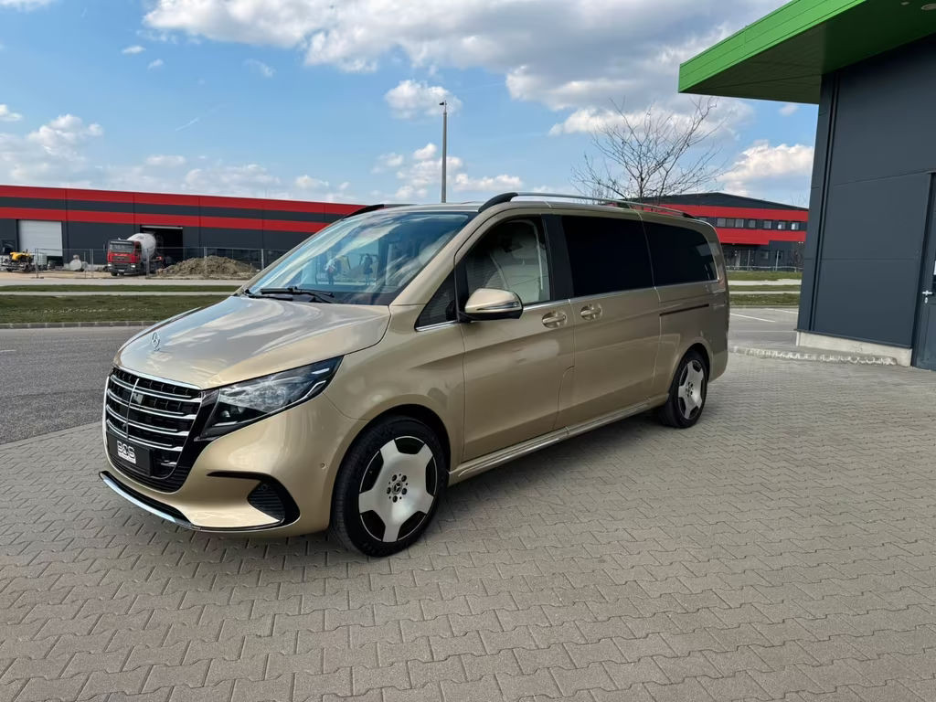 Mercedes-Benz V-Klasse V 300 4MATIC AMG Line EXCLUSIVE V 300 d