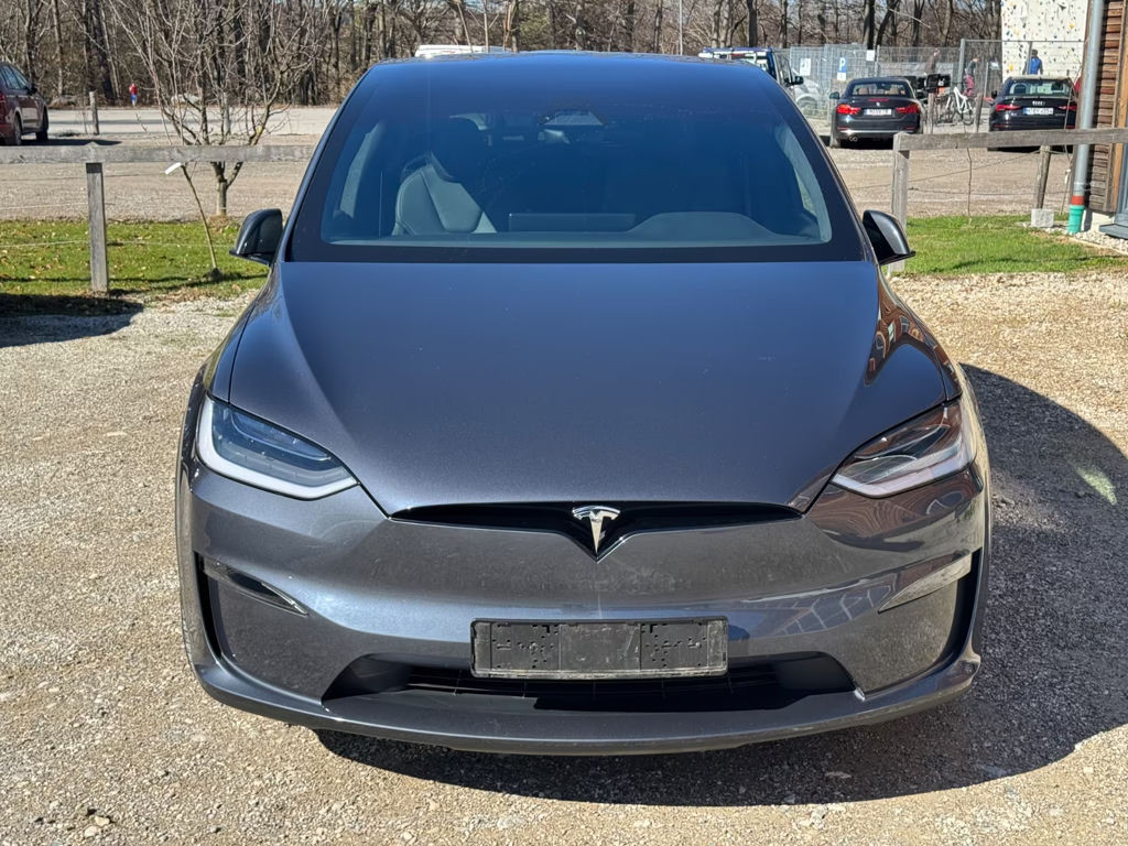 Tesla Model X Long Range