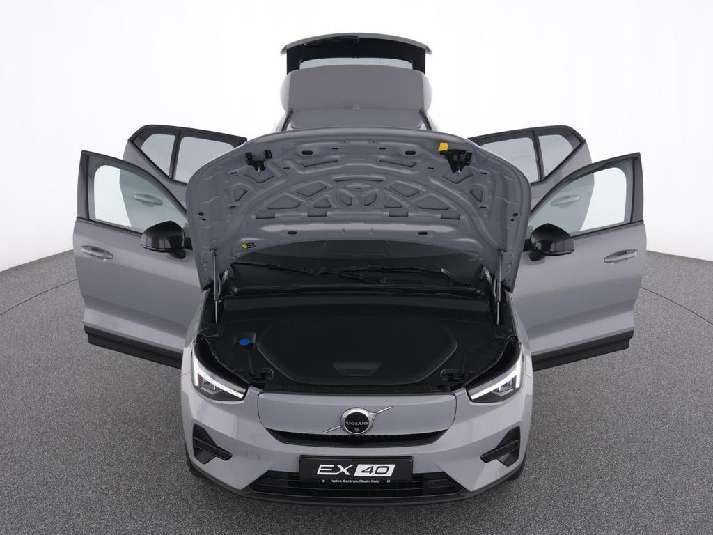 Volvo EX40