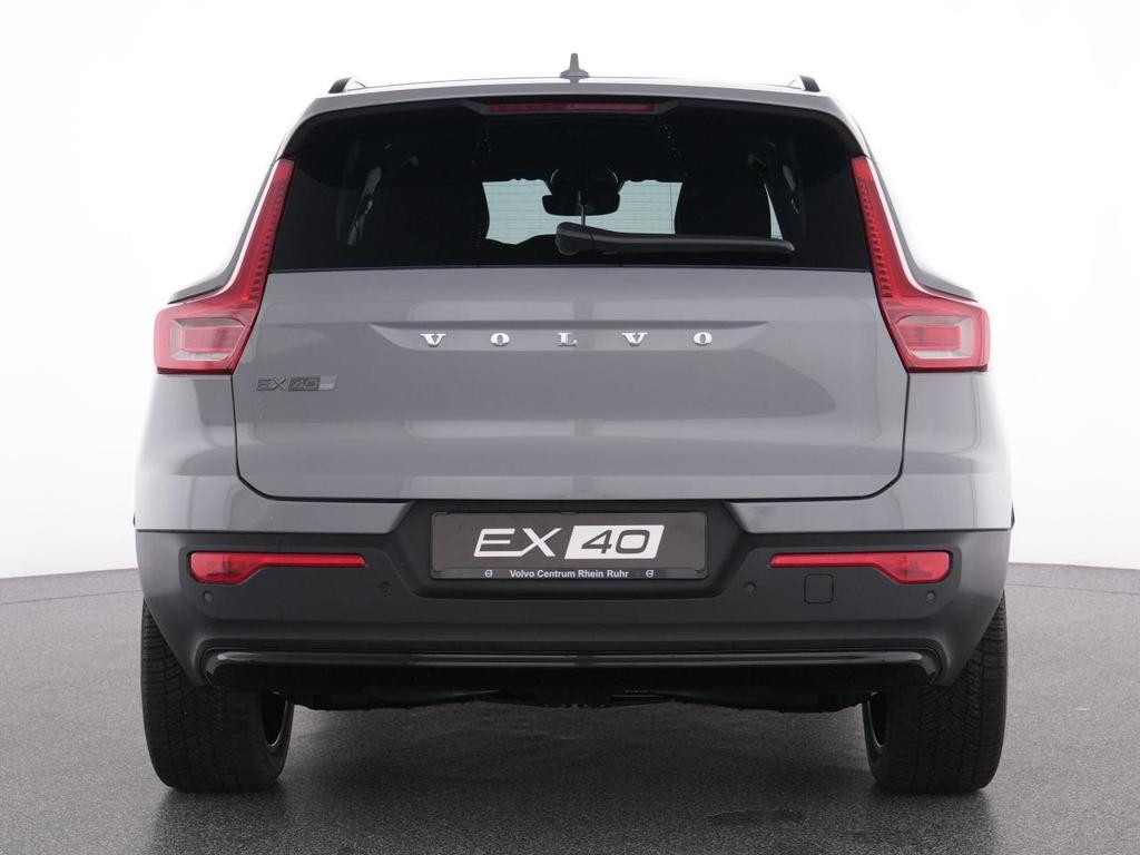 Volvo EX40