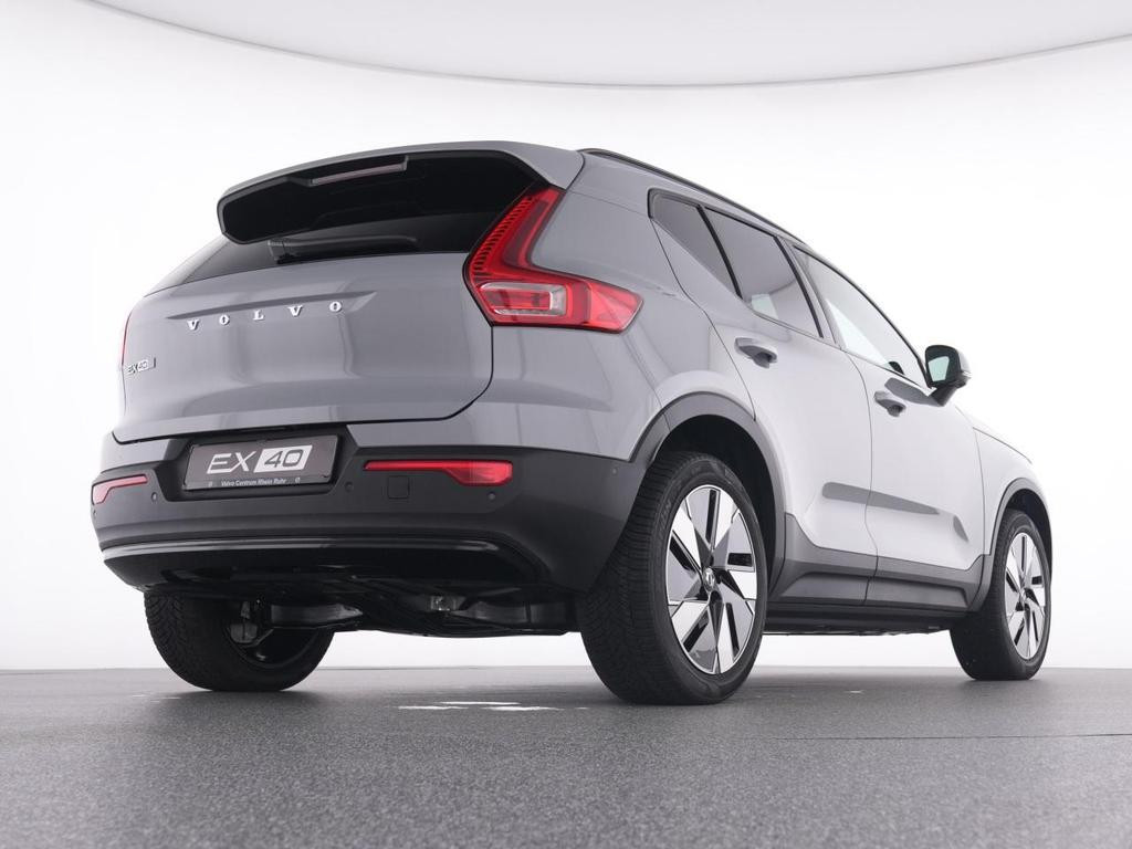 Volvo EX40