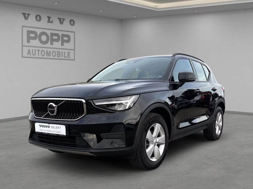 Volvo XC40 T2 FWD Essential CAM LED LHZ NAV PDC SHZ