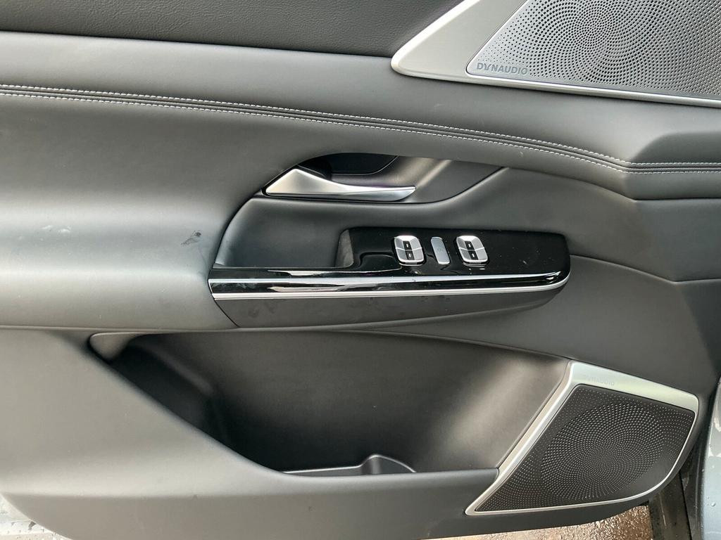 Xpeng G9