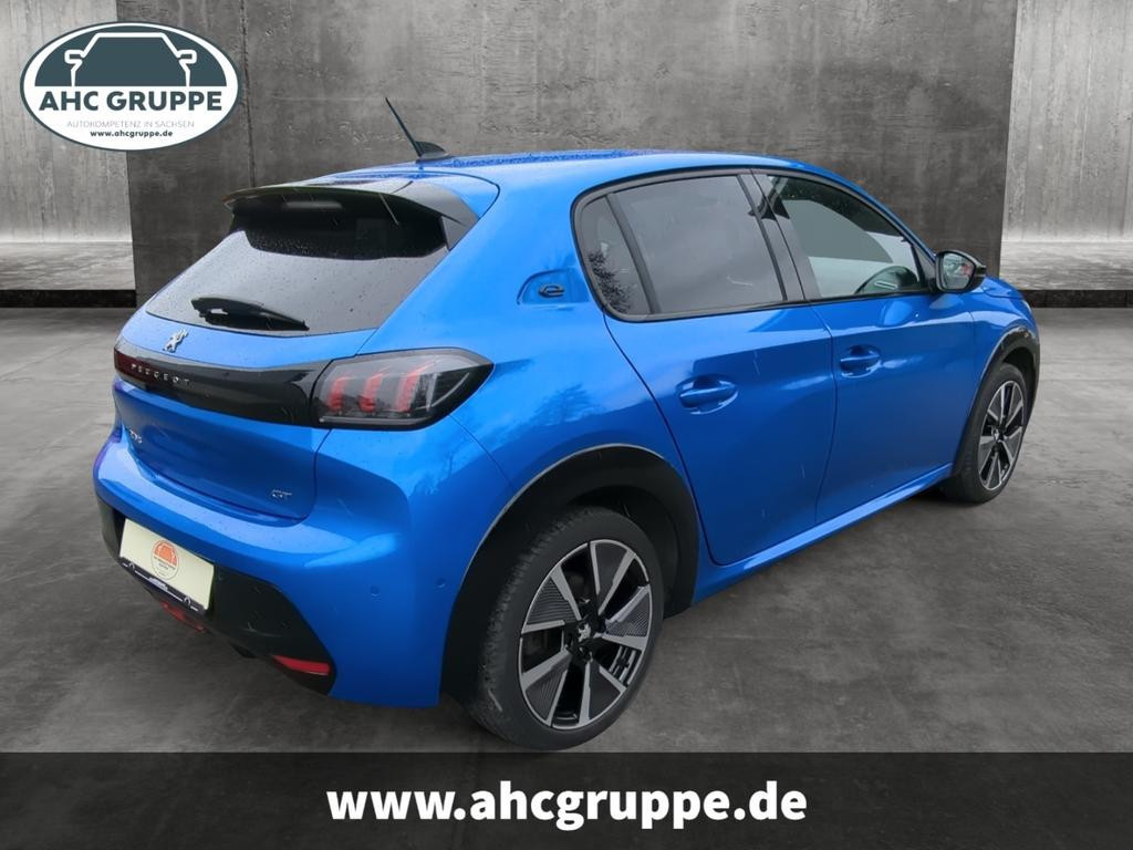 Peugeot e-208