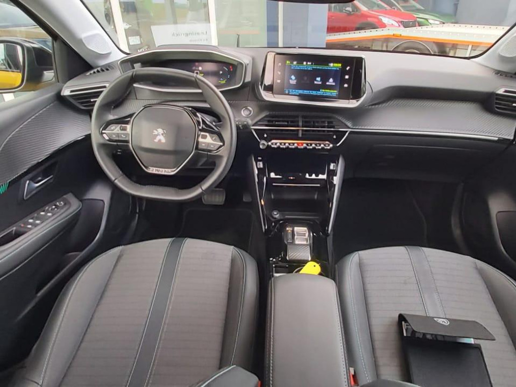 Peugeot e-208 Allure Pack