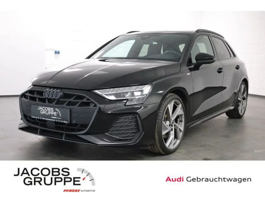 Audi A3 Sportback Sedan S-Line 35 TFSI