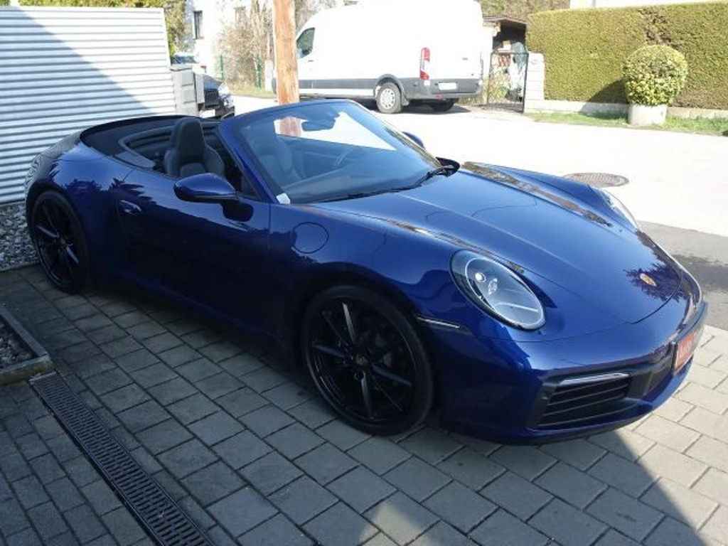 Porsche 992