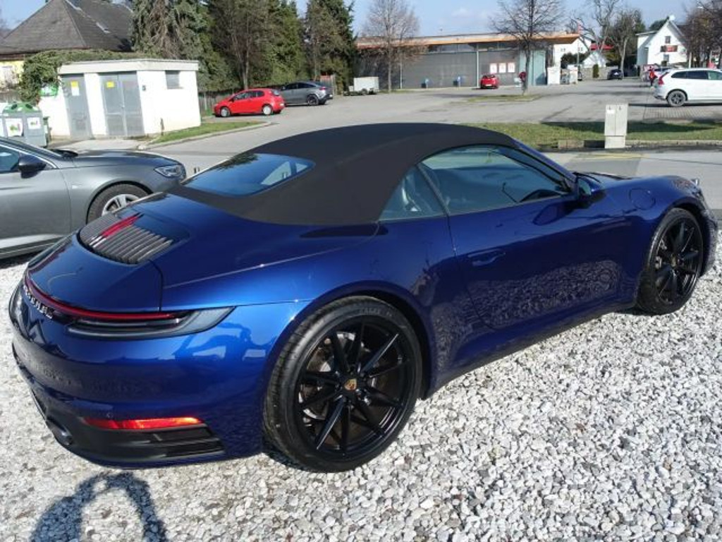 Porsche 992