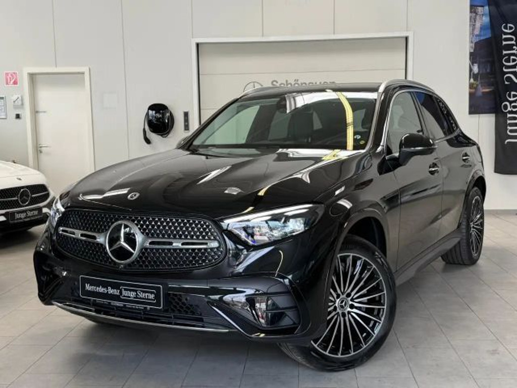Mercedes-Benz GLC-Klasse GLC 300 4MATIC AMG Line
