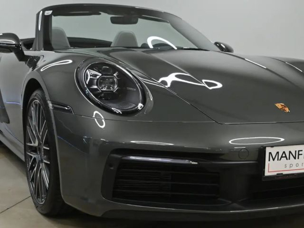Porsche 992