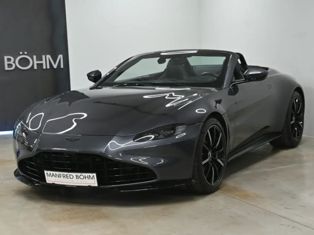 Aston Martin Vantage V8