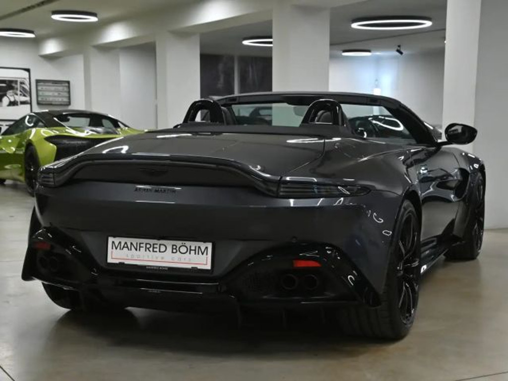 Aston Martin Vantage