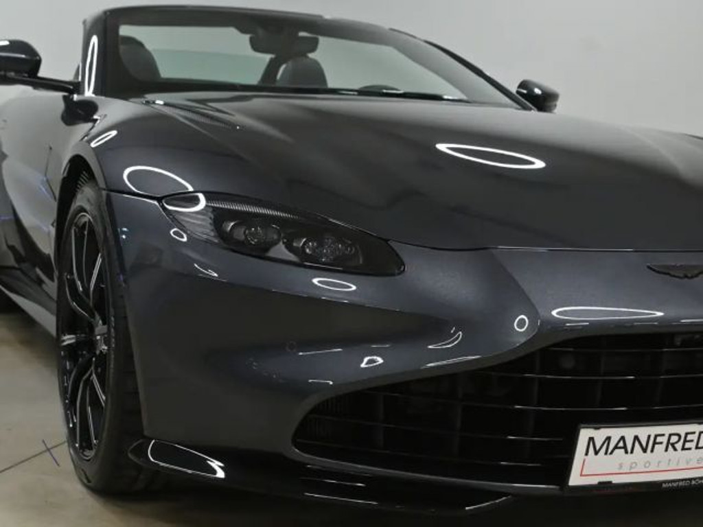 Aston Martin Vantage