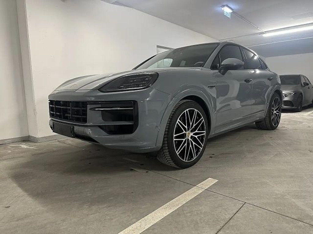 Porsche Cayenne E-Hybrid Coupé