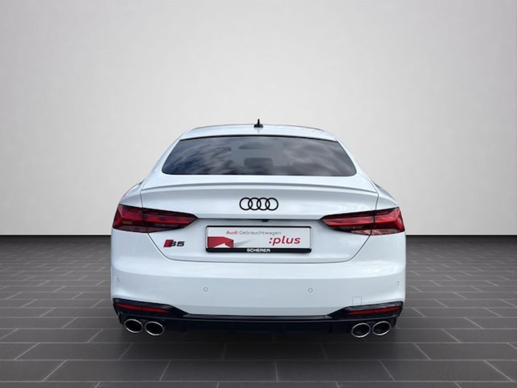 Audi S5