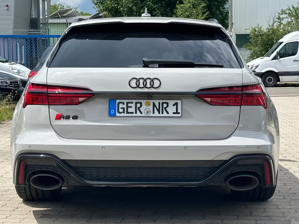 Audi RS6