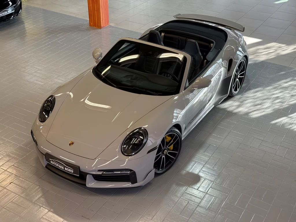 Porsche 992