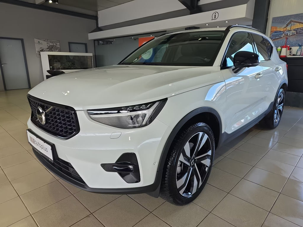 Volvo XC40 Ultimate Dark