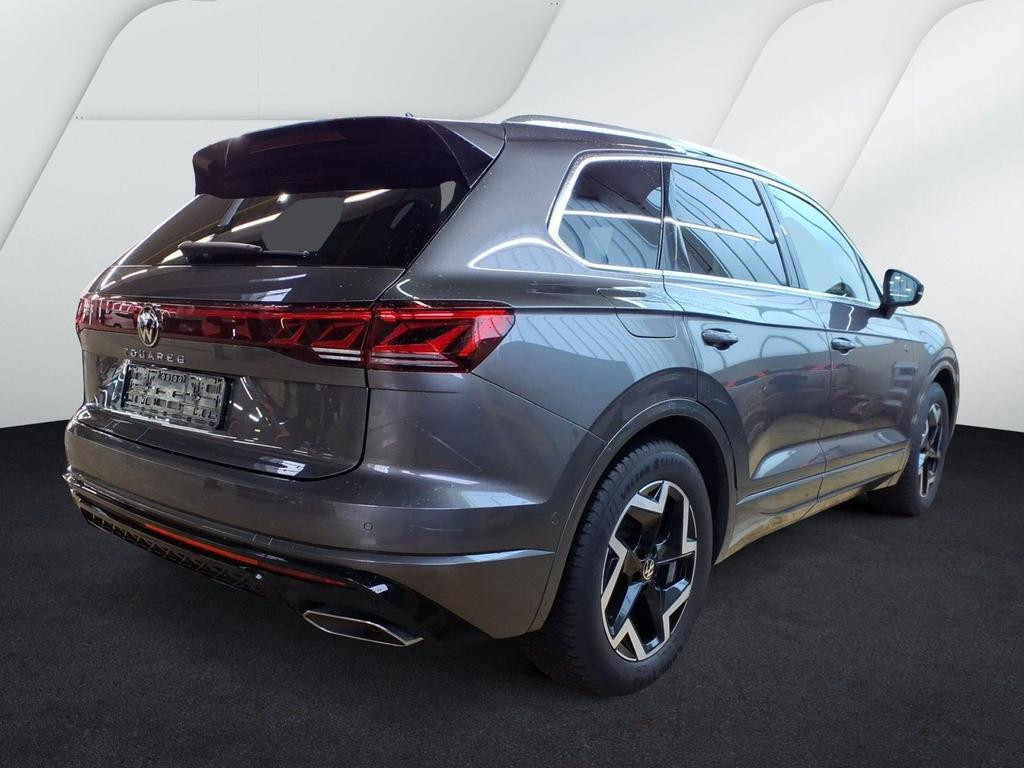 Volkswagen Touareg 4Motion R-Line IQ.Drive 3.0 V6 TSI 3.0 V6 TDI
