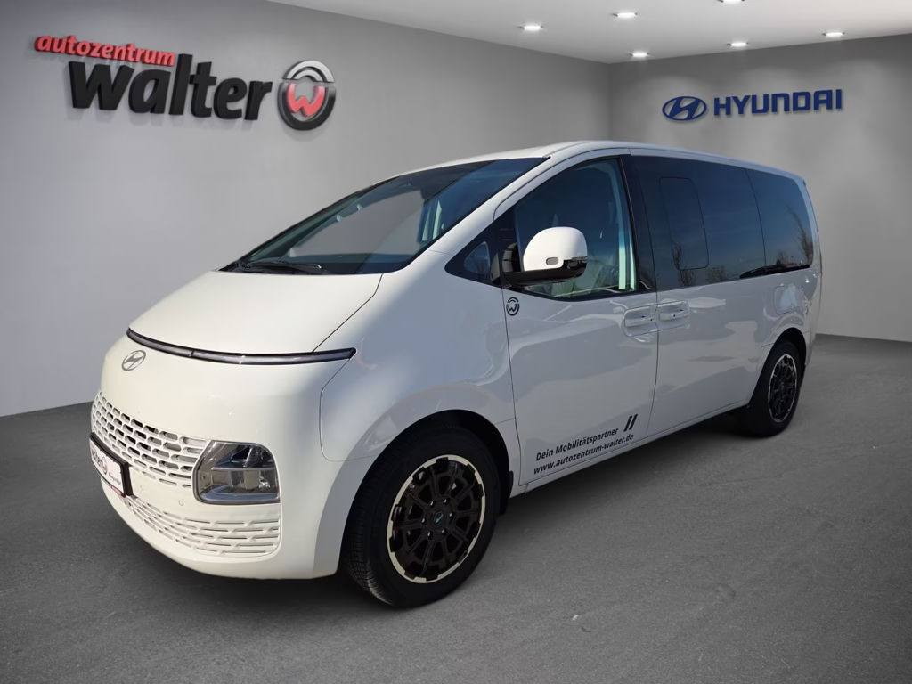 Hyundai Staria HEV 9-Sitzer 1.6 T-GDI AT, Park-Paket