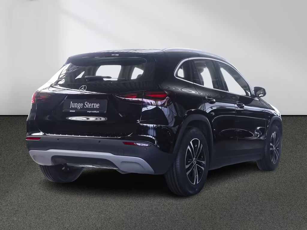 Mercedes-Benz GLA-Klasse GLA 200 Rückfahrkamera Sitzheizung MBUX-Navi LED
