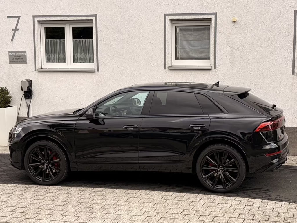 Audi SQ8