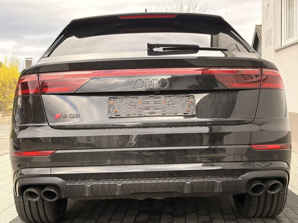 Audi SQ8
