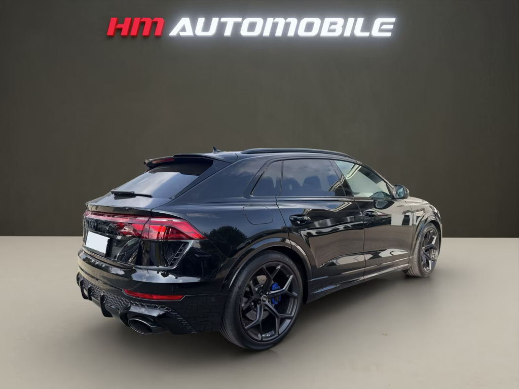Audi RS Q8