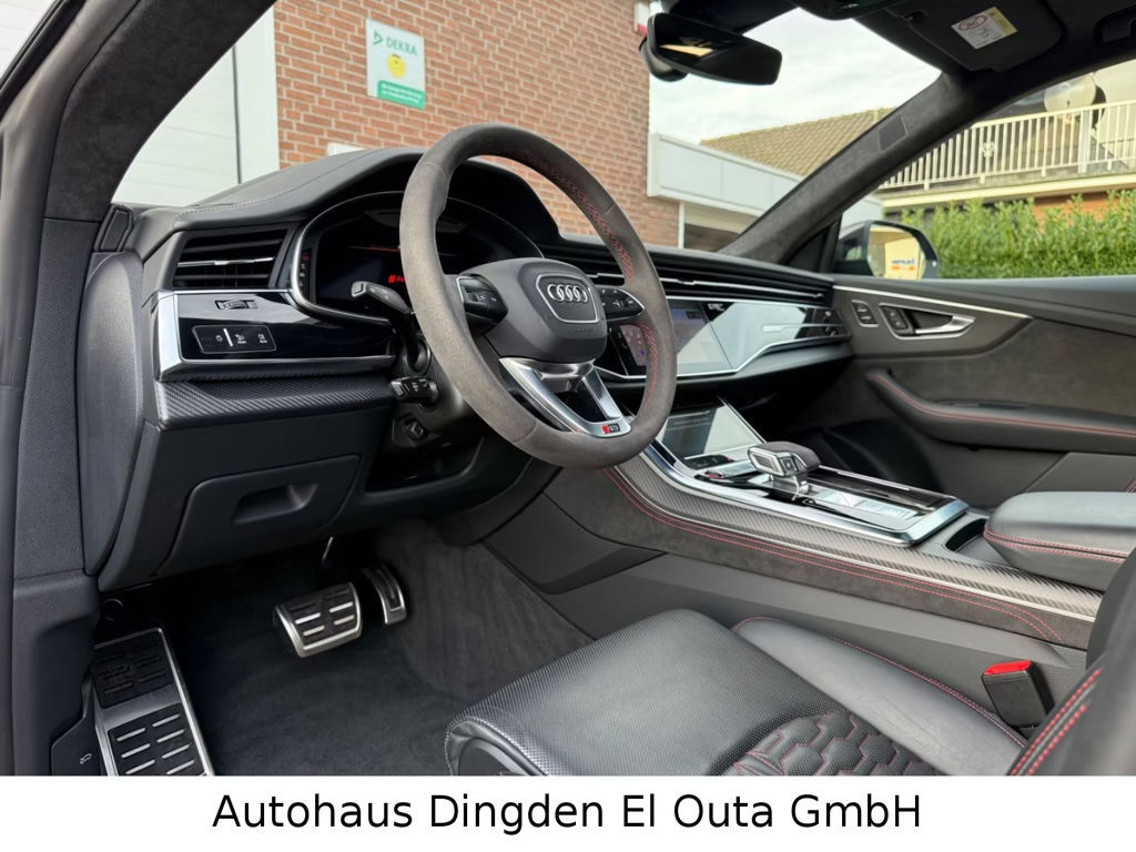 Audi RS Q8