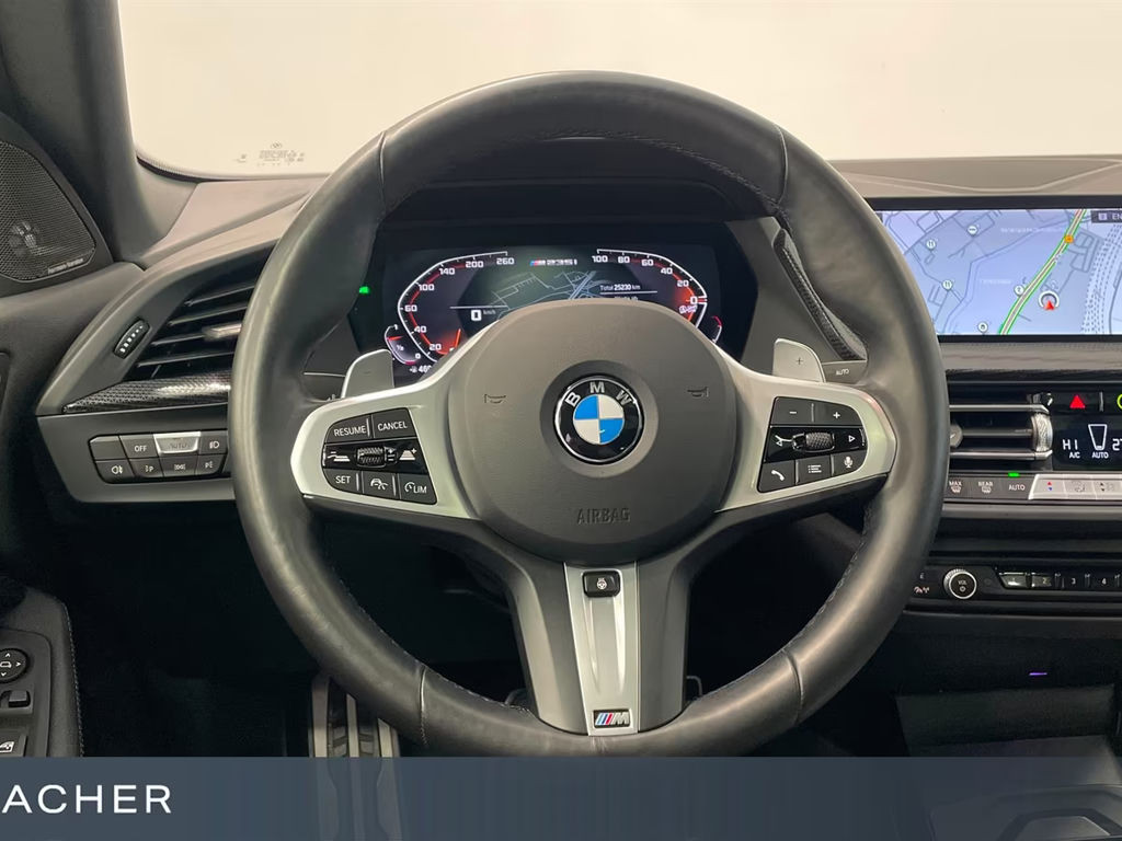 BMW M235