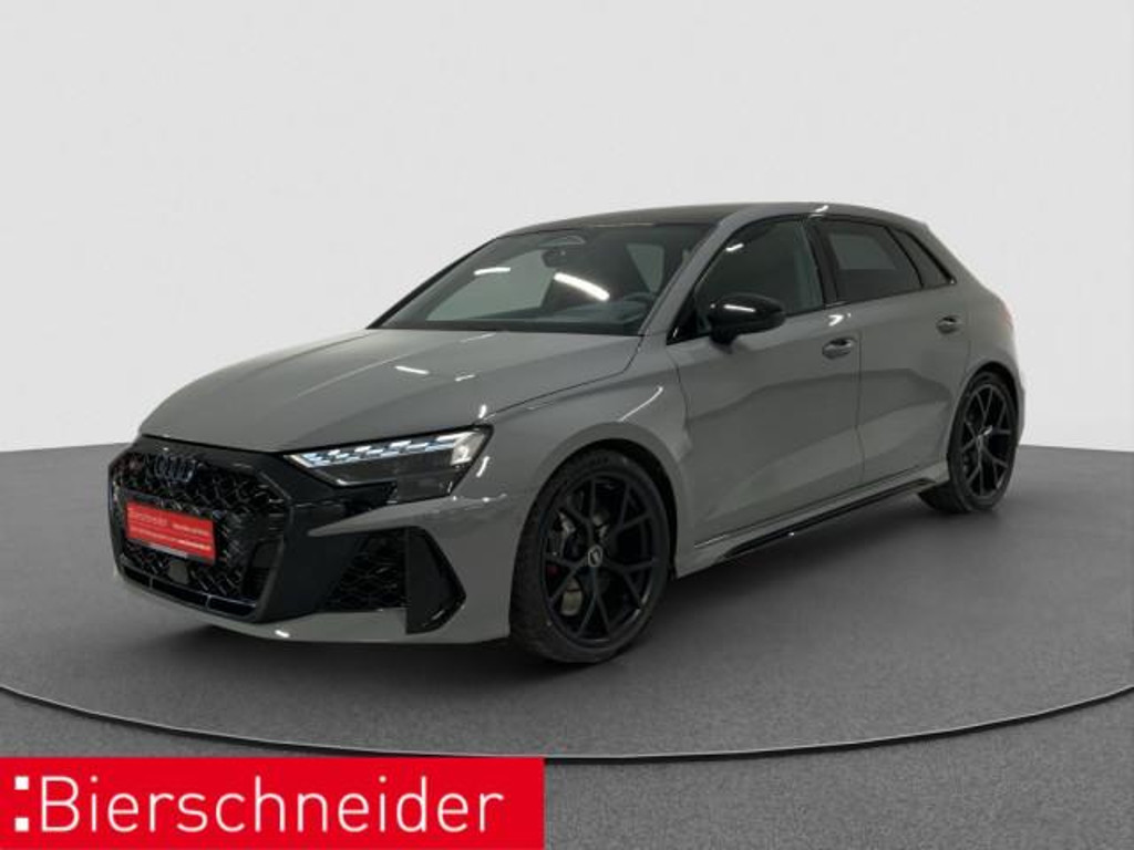 Audi RS3 Sportback Sedan