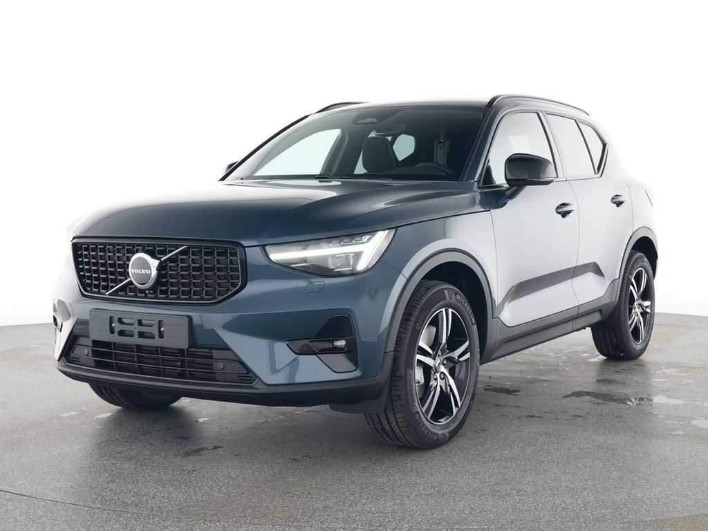 Volvo XC40 Plus Dark