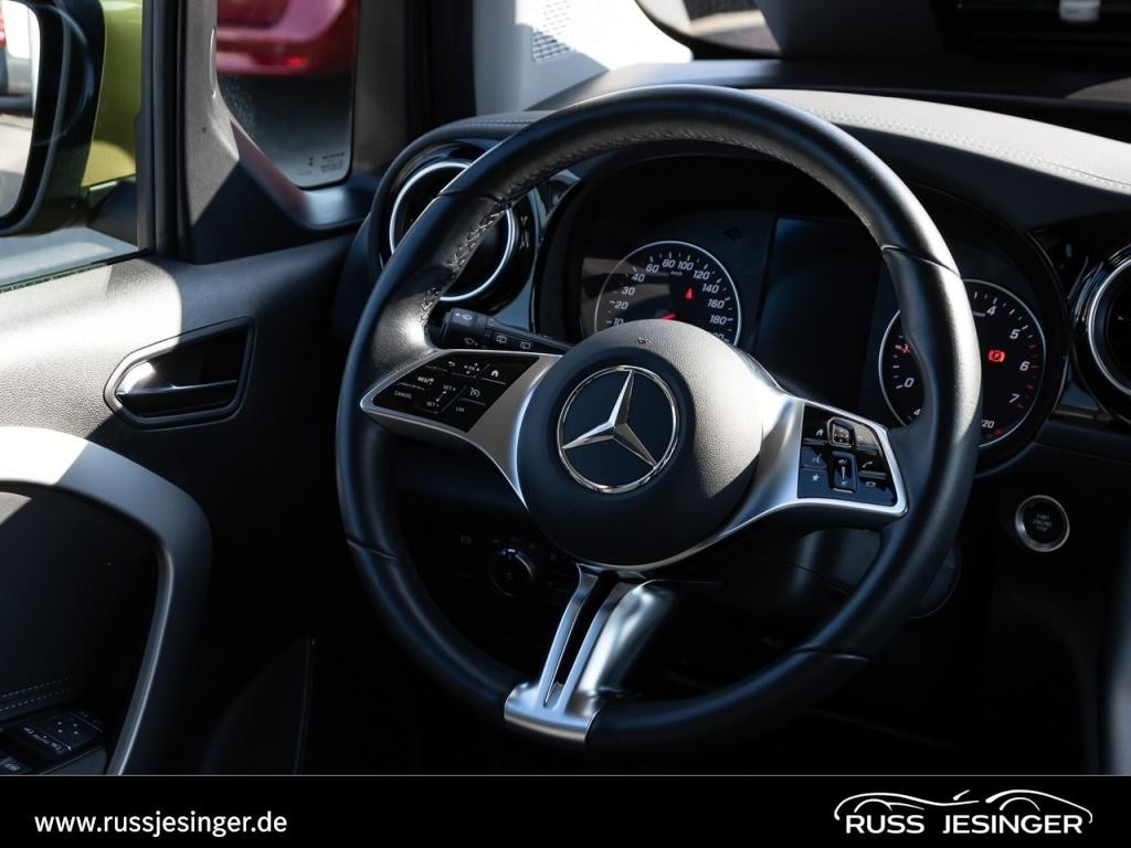 Mercedes-Benz T 180